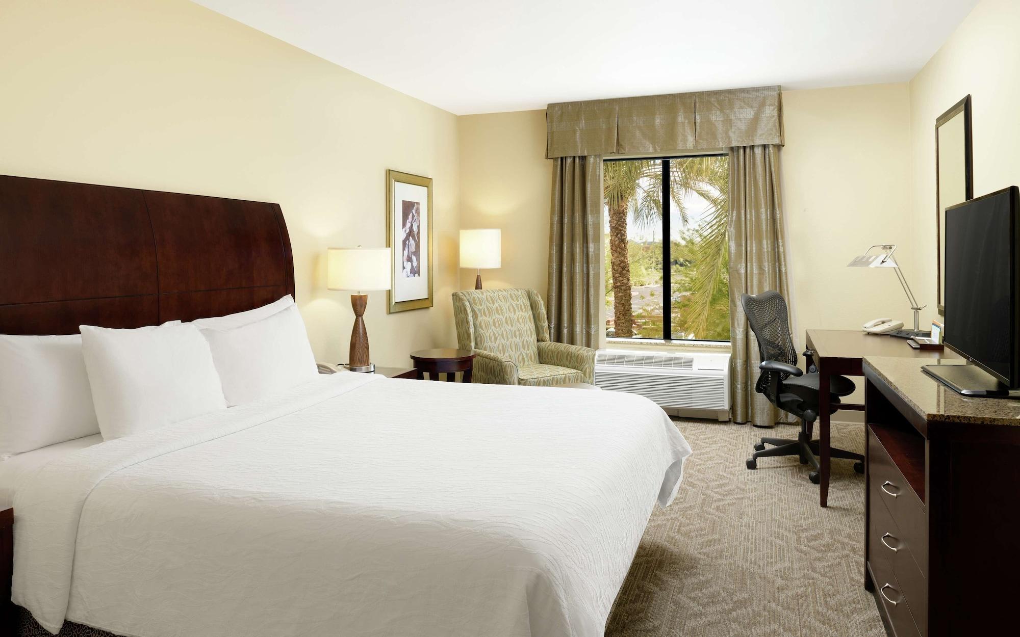 Hilton Garden North Happy Valley Hotel 3*